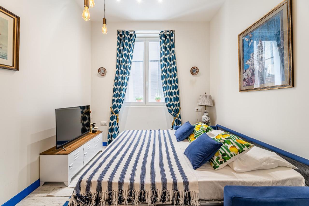 Travel, 120m Vieux-port Clim Netflix Wifi * Marseille